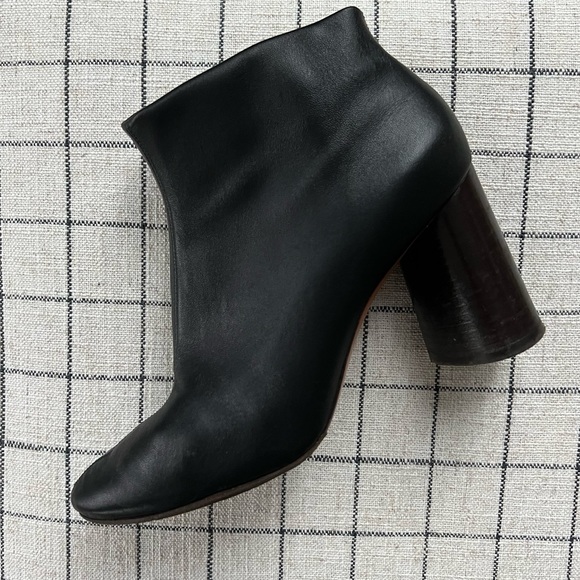 CELINE ankle boots size 8.5 - Picture 1 of 10